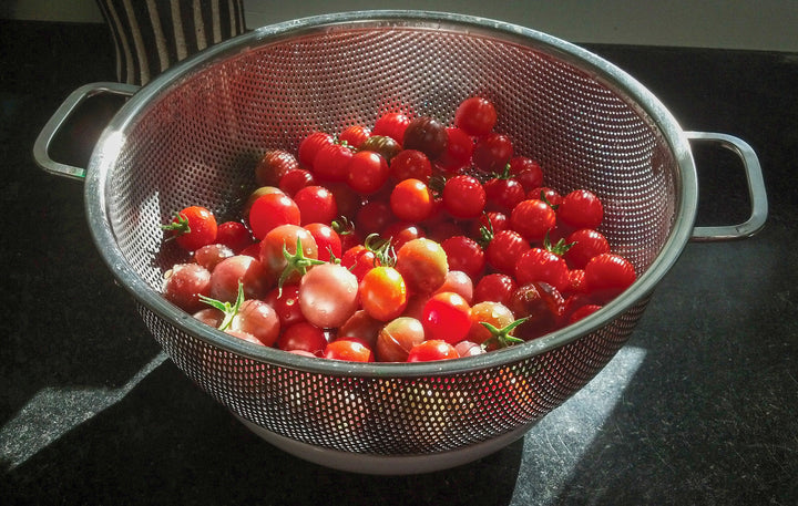 PRECISION PIERCED COLANDER 5QT - touchGOODS