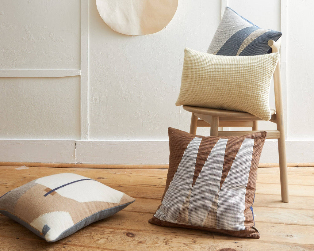 Julie Pillow - Sky - touchGOODS