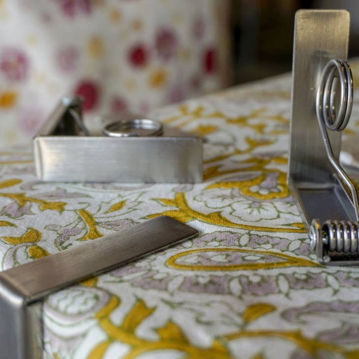 BBQ Tablecloth Clips-Set of 4 - touchGOODS