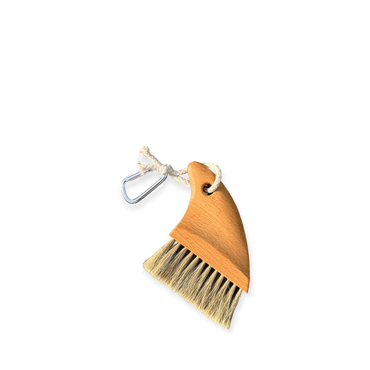Shark Fin Beach Brush - touchGOODS