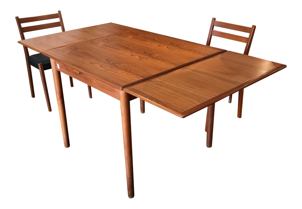 AM Mobler Danish Teak Expandable Table | touchGOODS