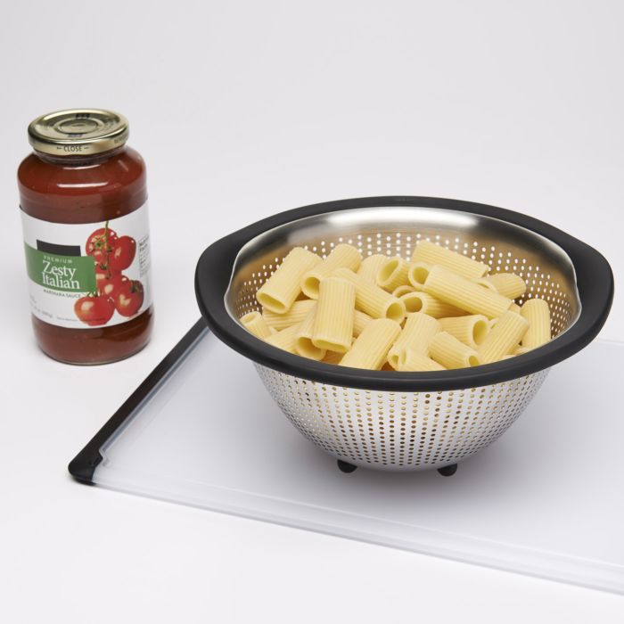 OXO Good Grips Stainless Steel Colander (3.0 Qt) - touchGOODS