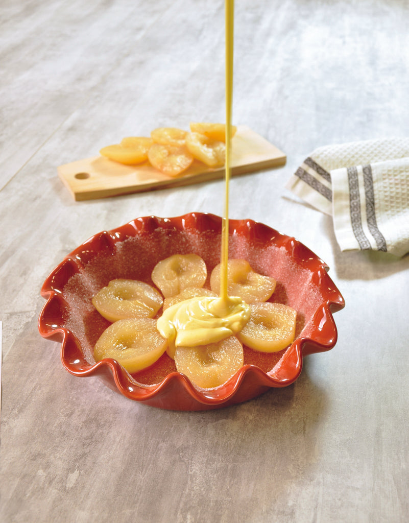 Deep Ruffled Pie Dish - touchGOODS