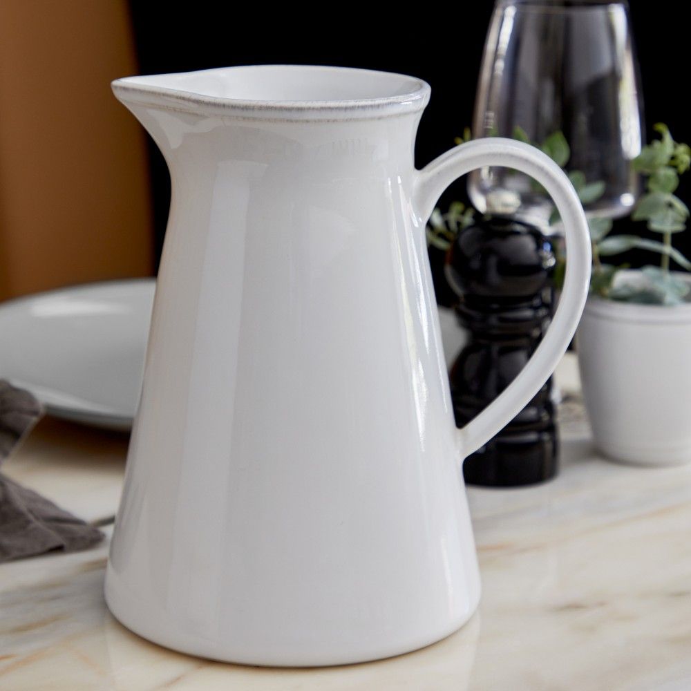 Friso Pitcher 56 oz - touchGOODS