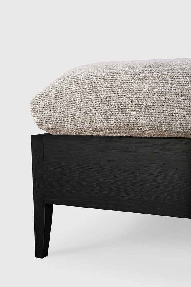 Oak Spindle Bed - touchGOODS