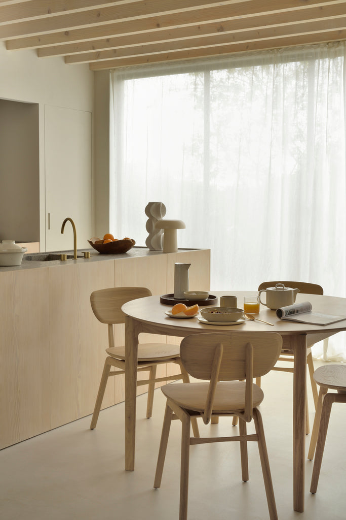 Oak Bok Round Extendable Dining Table - touchGOODS