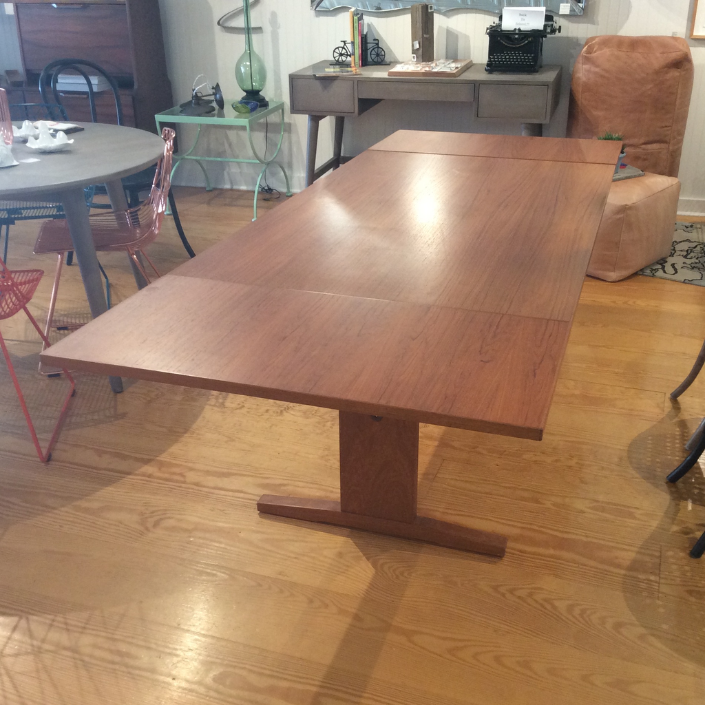 Mid-Century Danish Modern Teak Drop Leaf Dining Table | touchGOODS