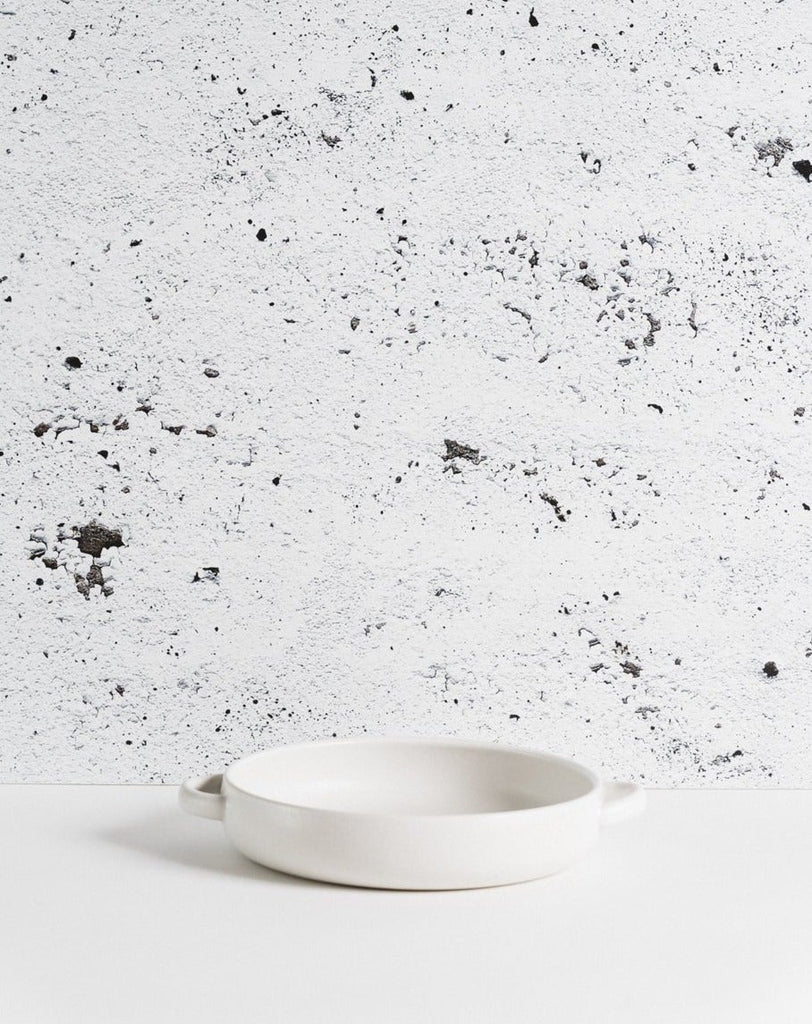 Stoneware Dinner Plate With Handles 7.9" - touchGOODS