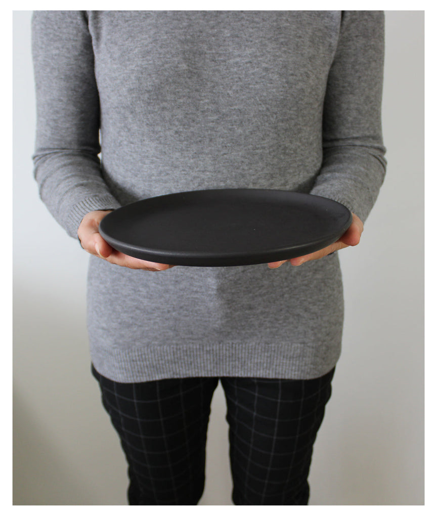 Stoneware Flat Salad/Dinner Plate | Edan 9.4" - touchGOODS