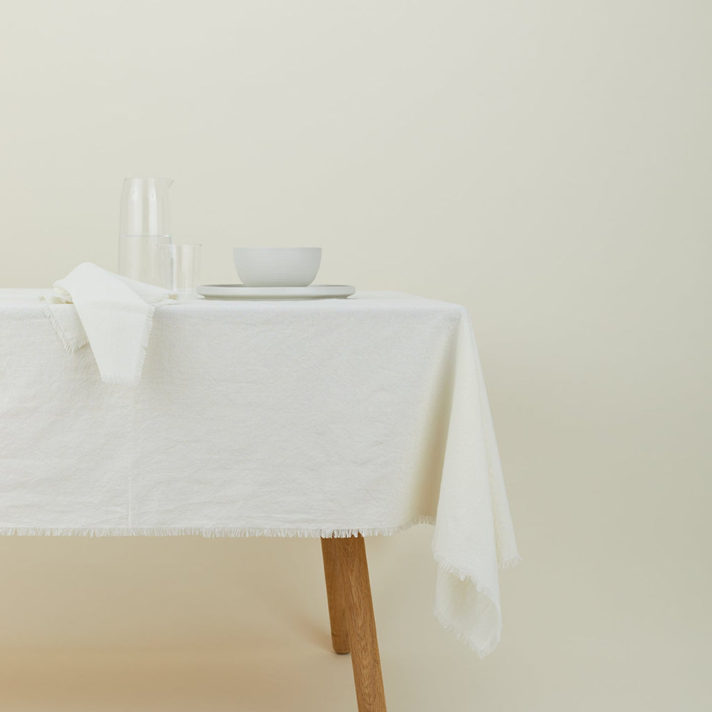 ESSENTIAL COTTON TABLECLOTHS - touchGOODS