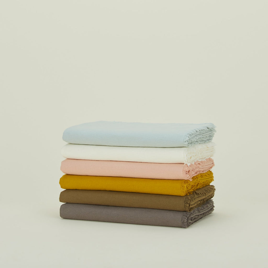 ESSENTIAL COTTON TABLECLOTHS - touchGOODS