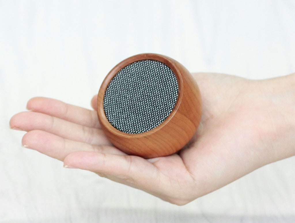 Tumbler Selfie Speaker - touchGOODS