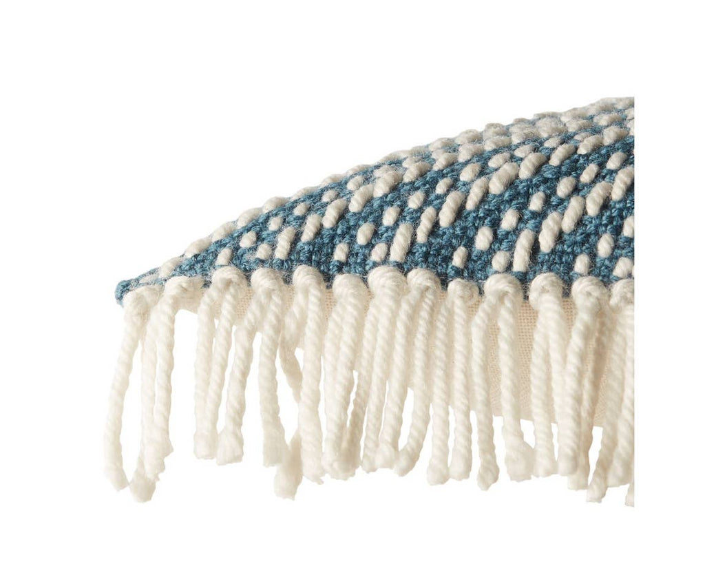 Settia Outdoor Lumbar Pillow 16 x 24 - touchGOODS