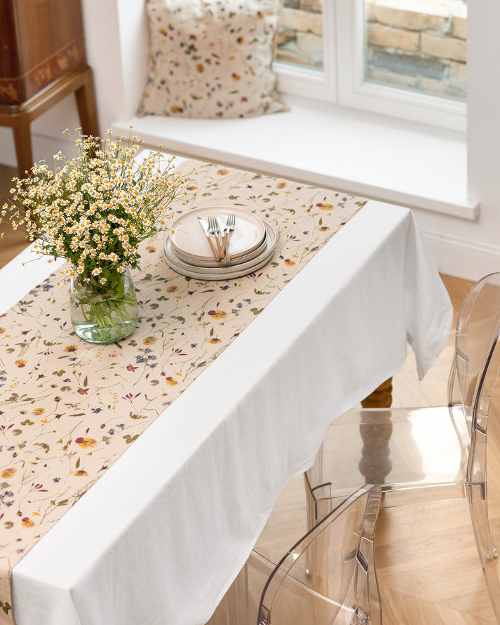 BOTANICAL PRINT TABLE RUNNER 20" x 79" - touchGOODS