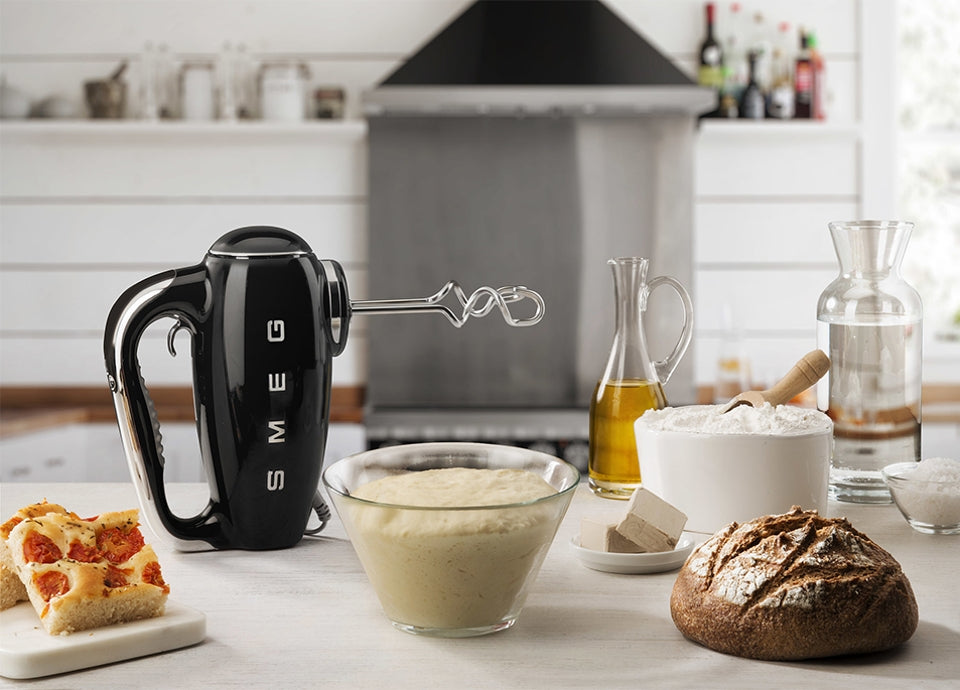 SMEG Electric Hand Mixer - touchGOODS