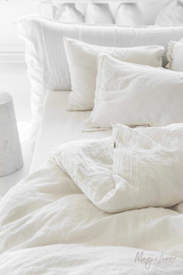 IVORY LINEN PILLOWCASE - touchGOODS