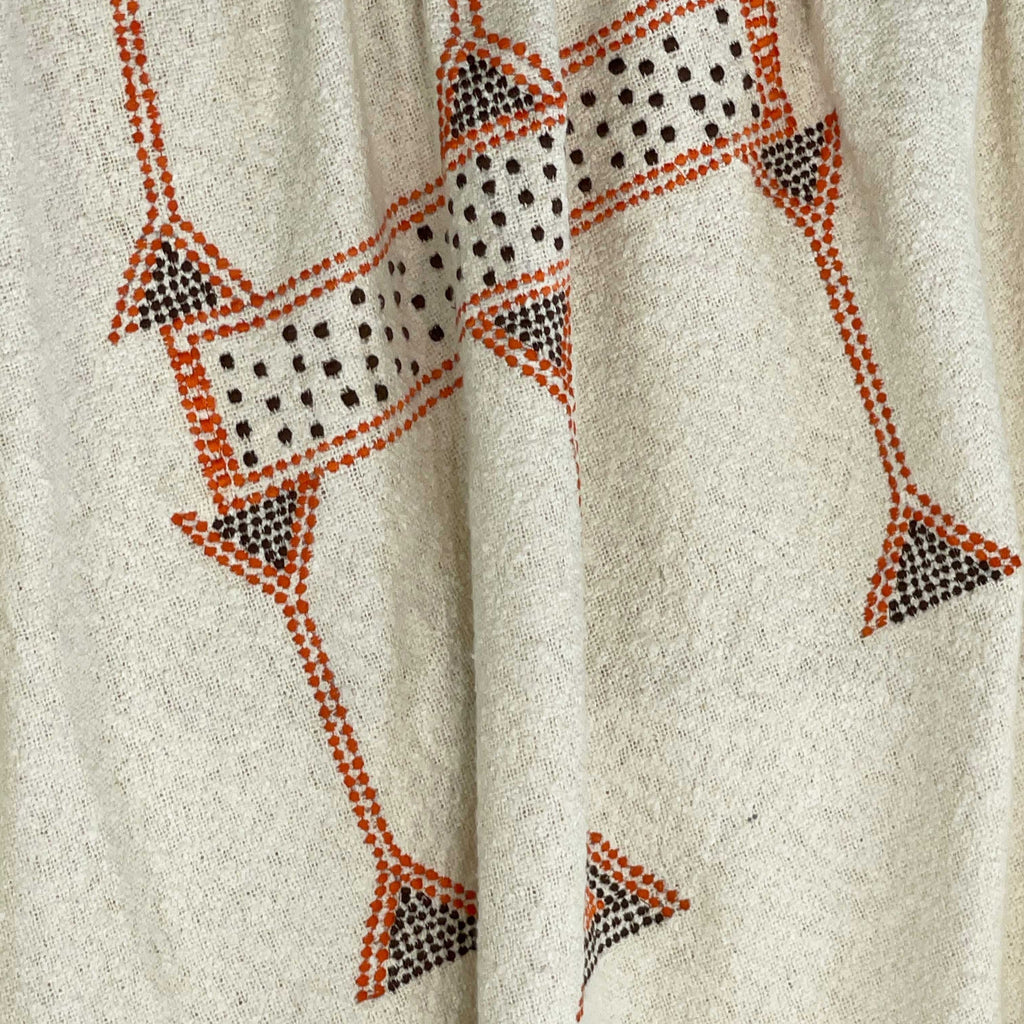 MATHURA Decorative Cotton Throw Blanket - touchGOODS