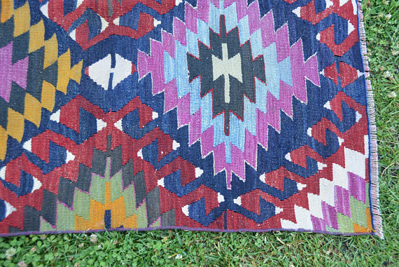 Vintage Handmade Turkish Kilim Area Rug 84" x 62" | touchGOODS