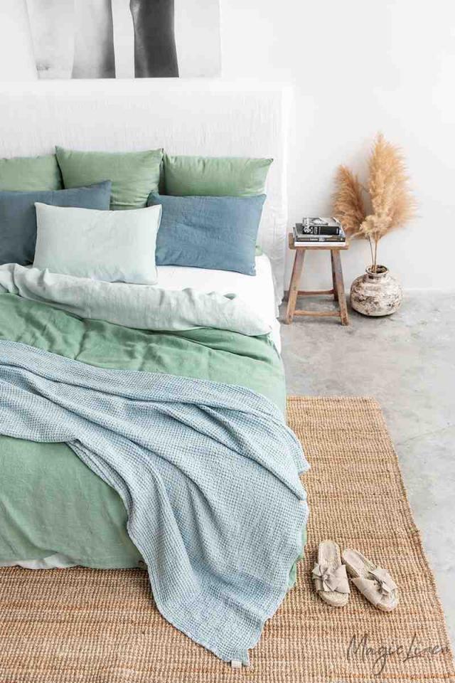 MATCHA GREEN LINEN PILLOWCASE - touchGOODS