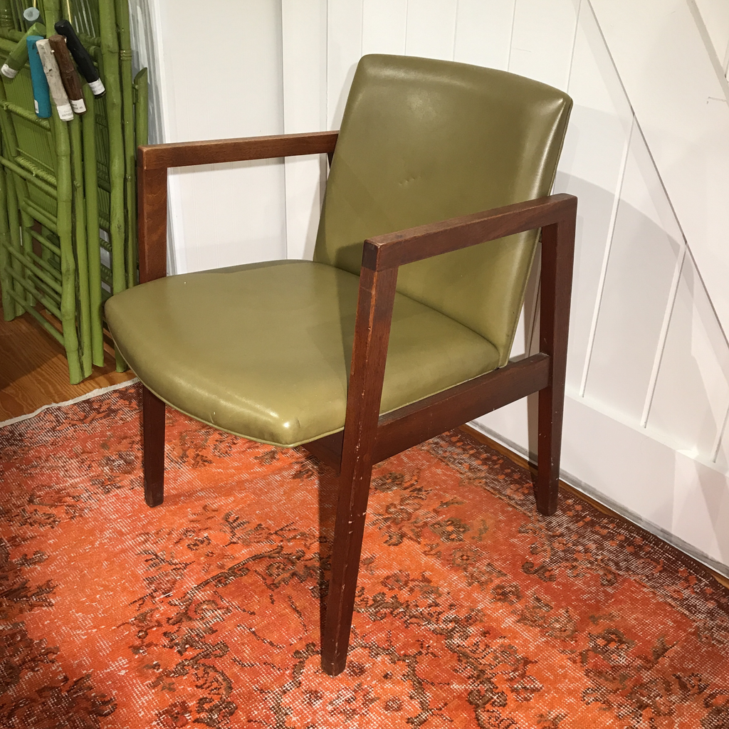 Mid-Century Modern Walnut Chair | touchGOODS