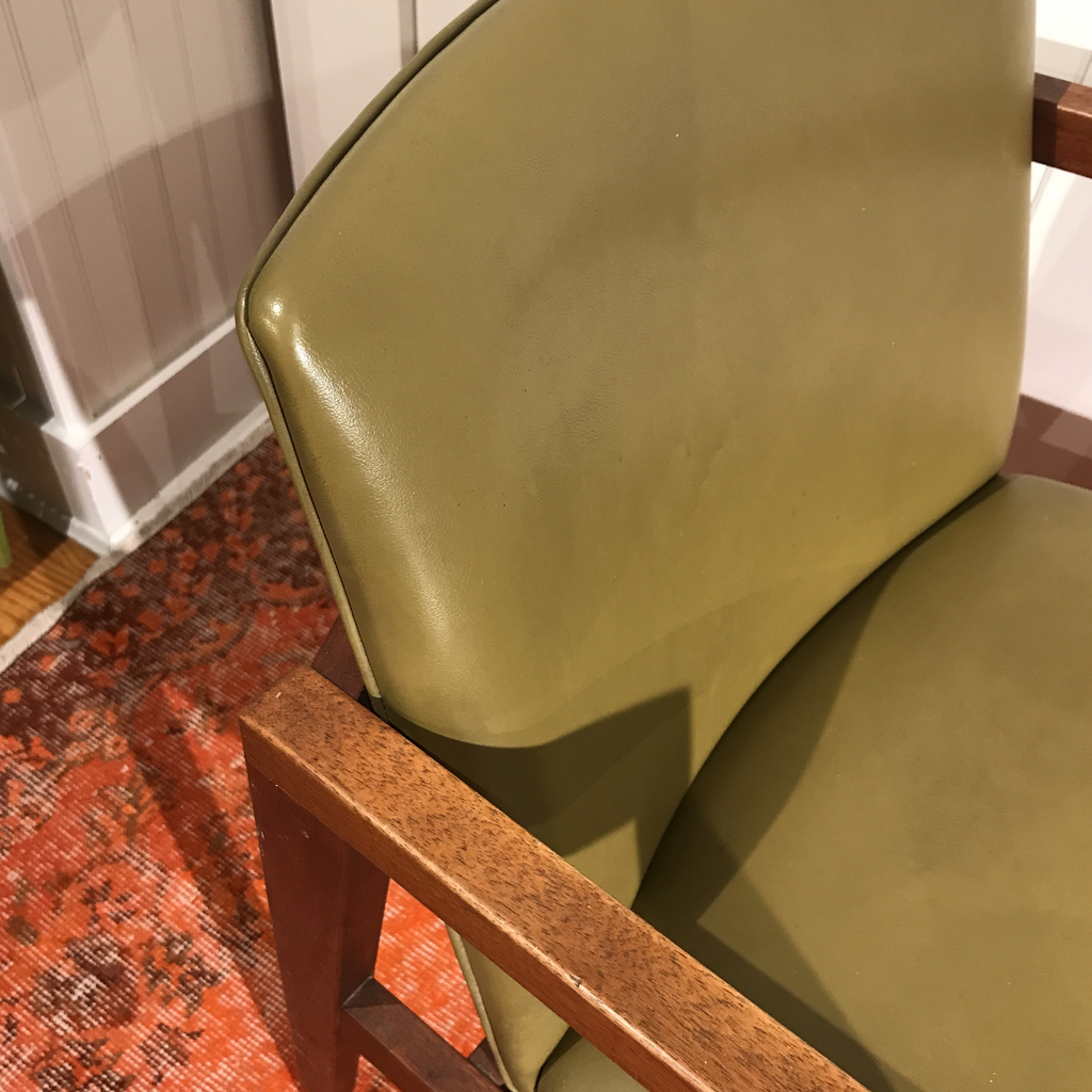 Mid-Century Modern Walnut Chair | touchGOODS