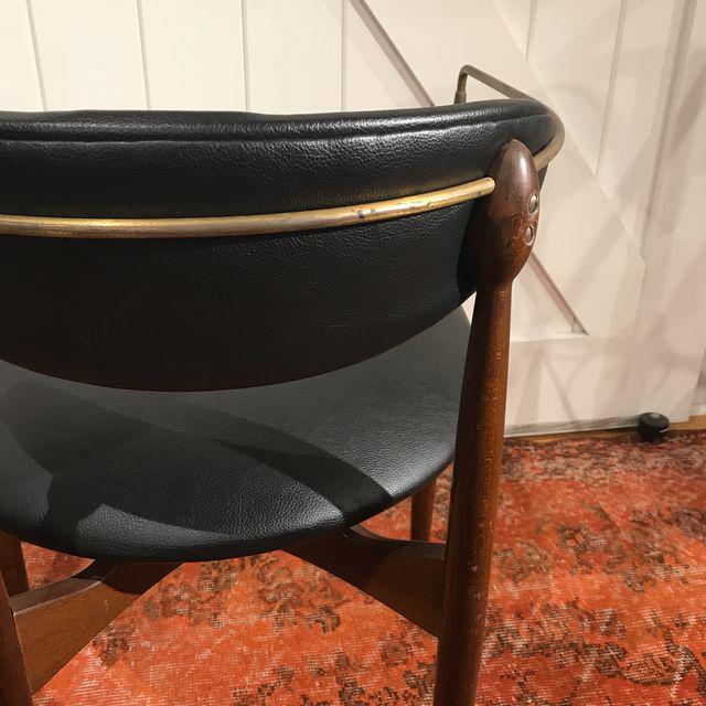 Mid-Century Viscount Armchair | touchGOODS