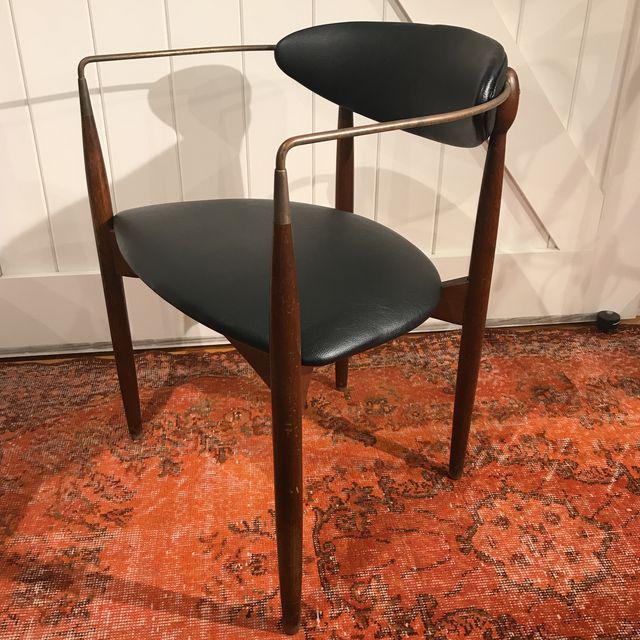 Mid-Century Viscount Armchair | touchGOODS