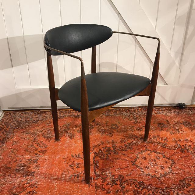 Mid-Century Viscount Armchair | touchGOODS