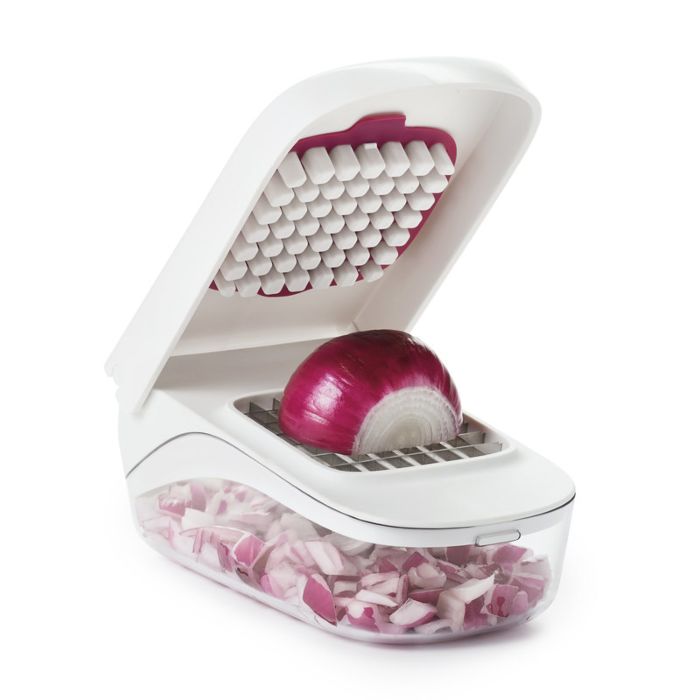 Vegetable Chopper with Easy-Pour Opening - touchGOODS