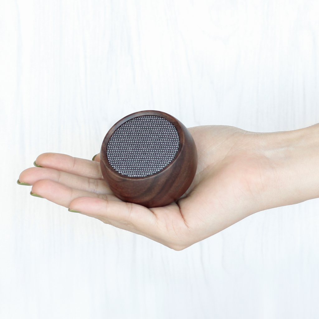 Tumbler Selfie Speaker - touchGOODS