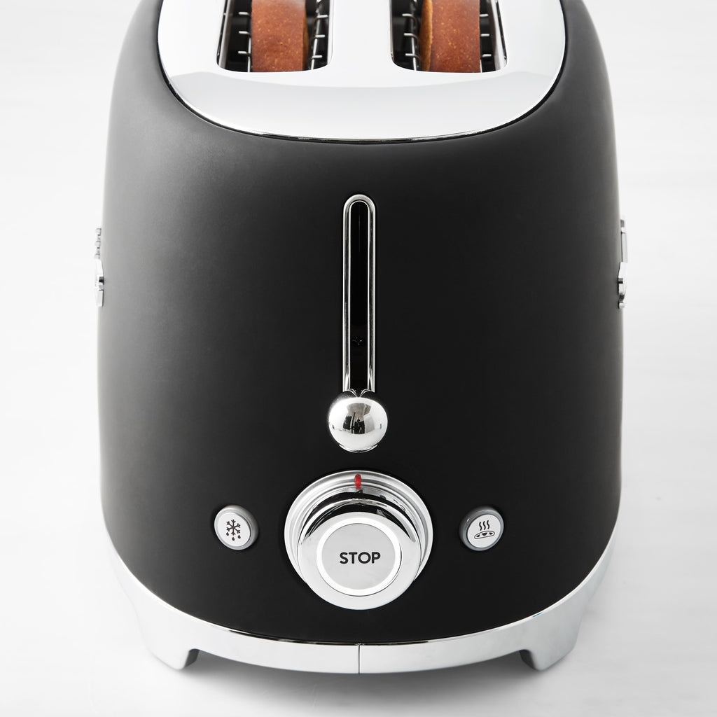 SMEG 2 Slice Toaster - touchGOODS